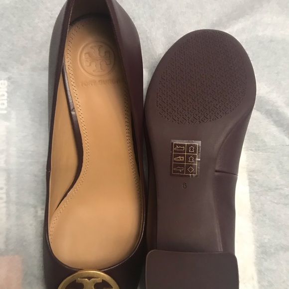 TORY BURCH WOMEN BLOCK SHOES. EXCELLENT DESIGN FOR CLASSY LOOKS, NEVER WORN.CUTE - Picture 3 of 10